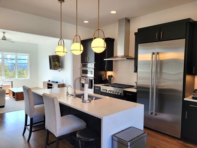 Building Photo - Experience Historic Germantown: Spacious 3-Bedroom Home with Rooftop overlooking Nashville!