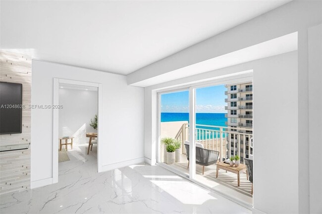 Building Photo - 4505 S Ocean Blvd