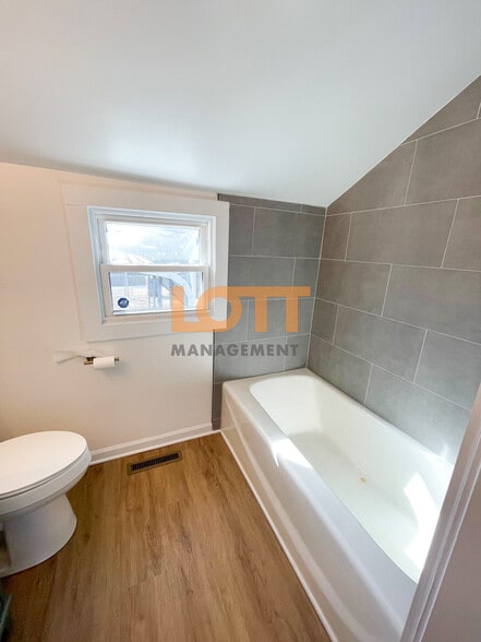 Building Photo - 603 Cedar Lane Rd