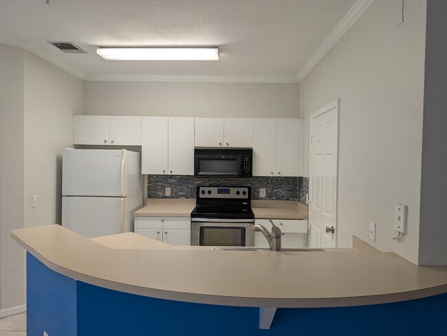 Building Photo - 3751 Conroy Rd