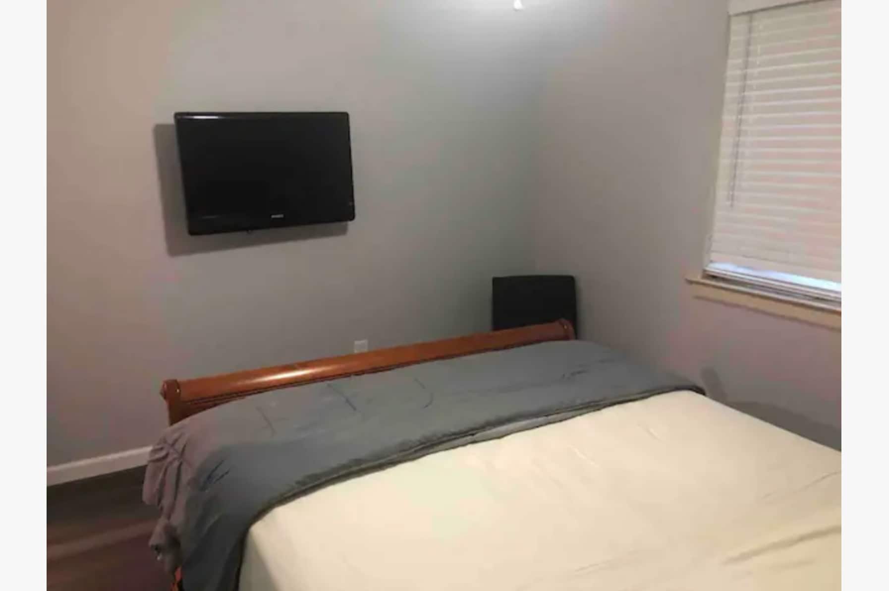 Building Photo - 3834 Kensingwood Trce