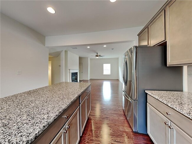 Building Photo - 975 Society Cir