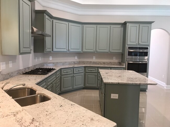Building Photo - EXECUTIVE HOME IN WILD WING PLANTATION