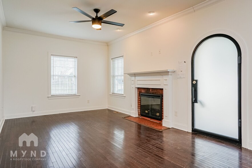 Building Photo - 211 Idlewild Ave