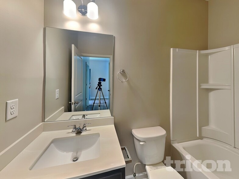Building Photo - 21 Tabasco Cat Ct