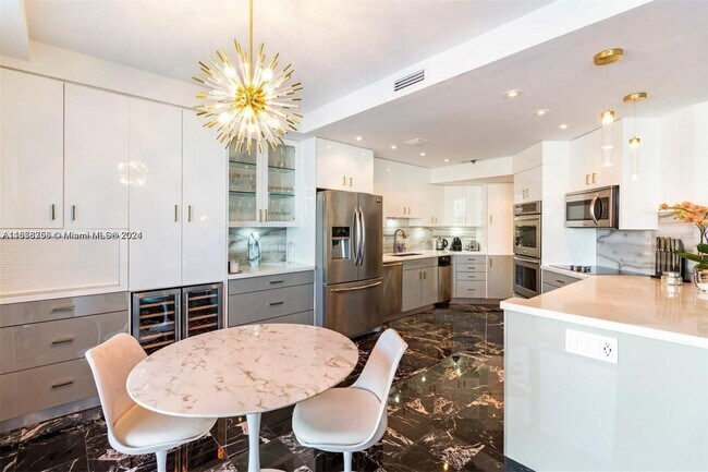 Building Photo - 20191 E Country Club Dr