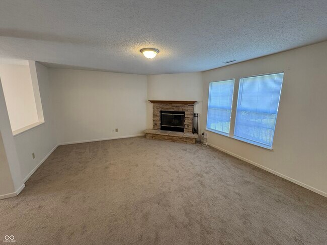 Building Photo - 2274 Bridlewood Dr