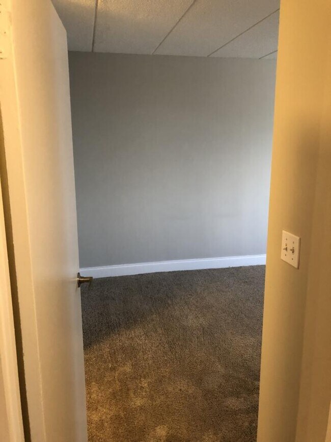 Building Photo - 2 bedroom in Framingham MA 01702