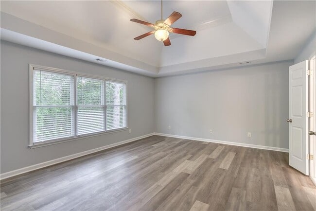 Building Photo - 355 Lamme Chase