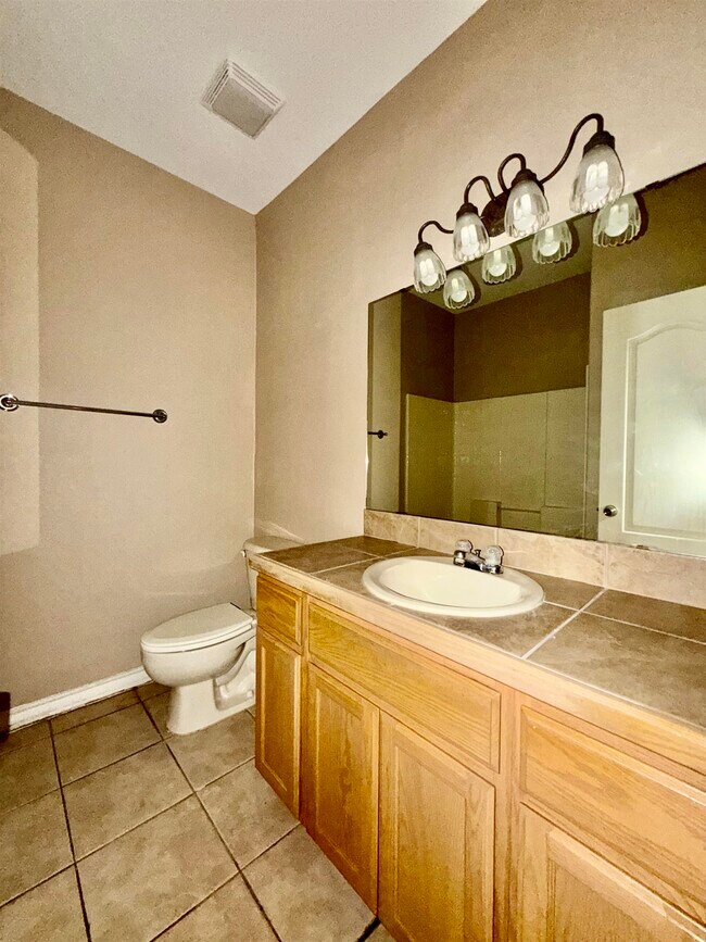 Building Photo - 9804 Cantera Ct