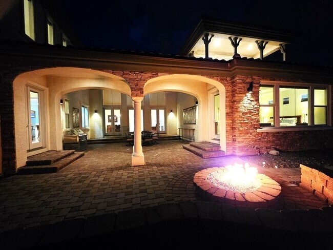 Building Photo - First Month Free – Executive Somersett Home Offered Furnished or Unfurnished with Panoramic Views...