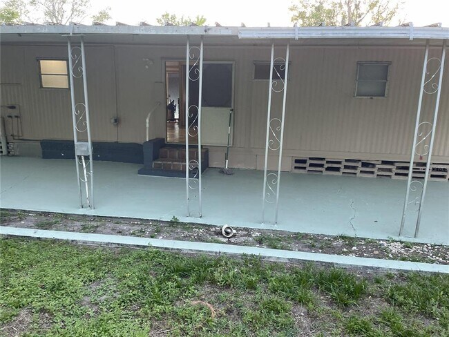 Building Photo - 7438 St Johns Rd