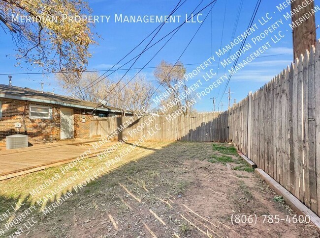 Building Photo - 2107 35th St