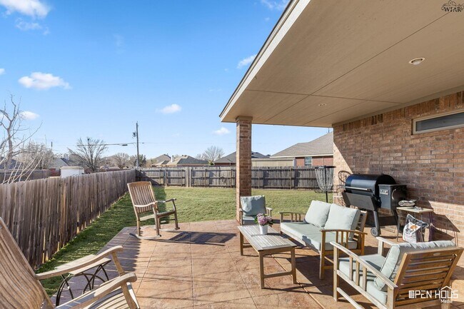 Building Photo - 7 Freedom Cir