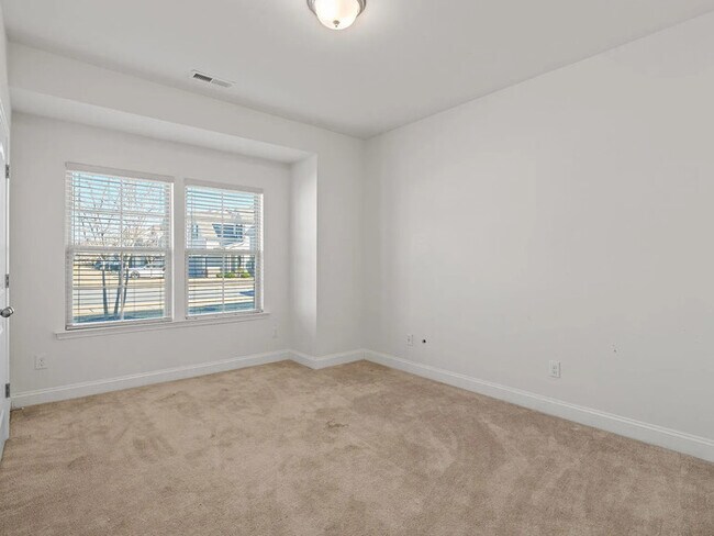 Building Photo - Earn Wealth While Leasing – Like a Homeowner – Lease to Own