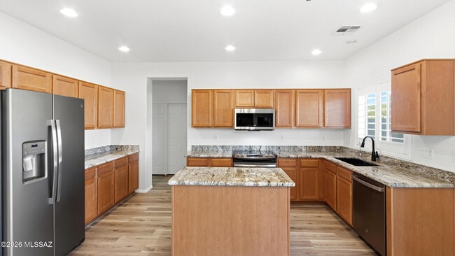 Building Photo - 33915 S Colony Dr