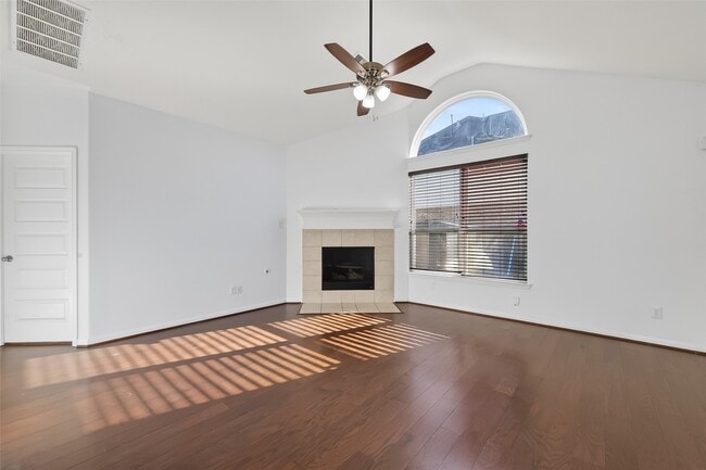 Building Photo - 20515 Bandrock Terrace