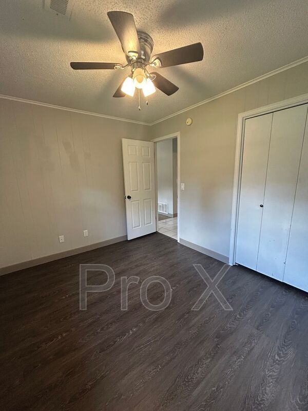 Building Photo - 6537 N Jeanfay Ln