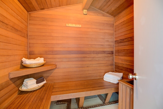 Building Photo - 12657 Everglade St