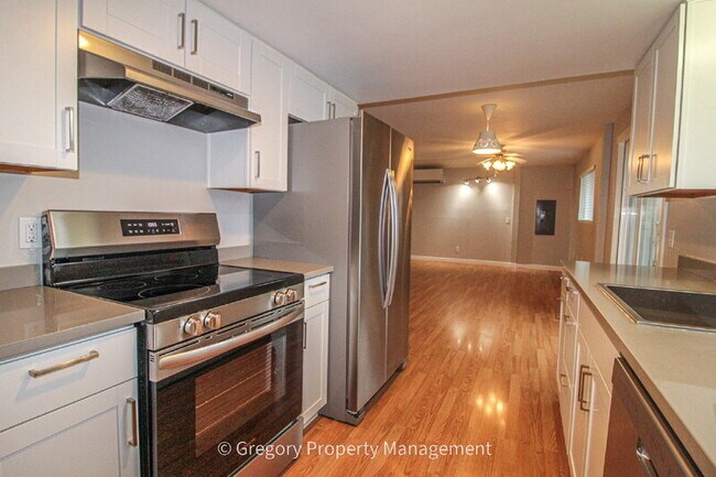 Building Photo - 19328 29th Ave SE