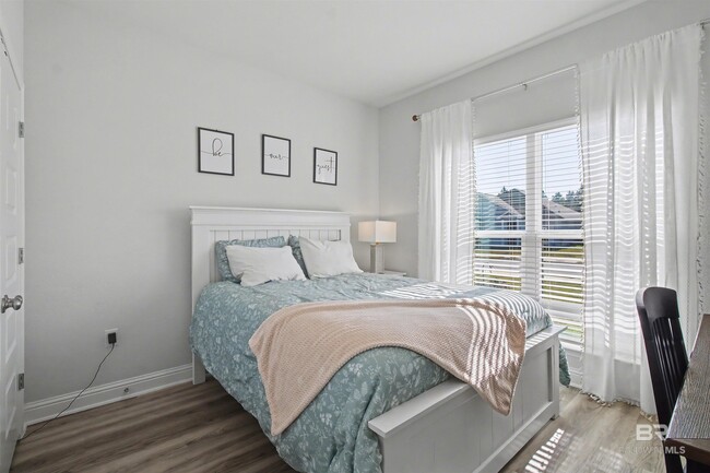 Building Photo - 3893 Mercury Cir