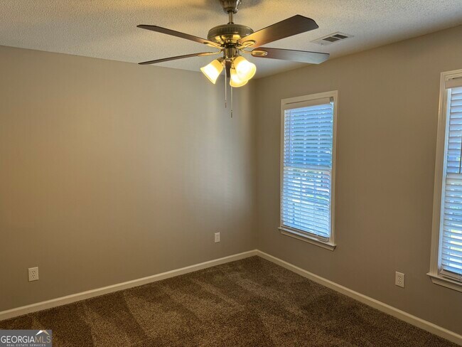 Building Photo - 4680 Ogeechee Dr