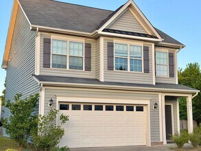 Building Photo - Spacious 3BR/2.5BA Home on Quiet Cul-de-Sac in Knightdale's Churchill Community