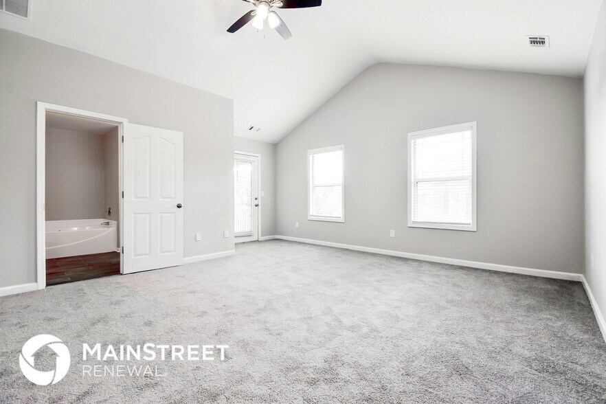 Building Photo - 1605 Chattahoochee Ct