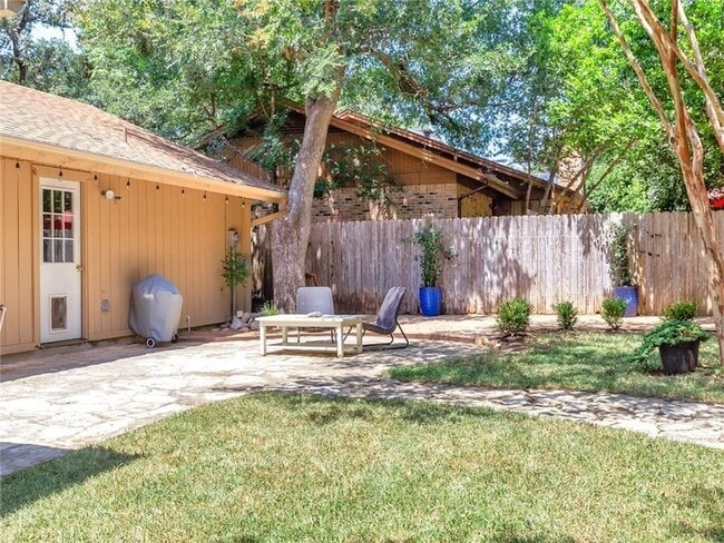 Building Photo - 4829 Trail Crest Cir