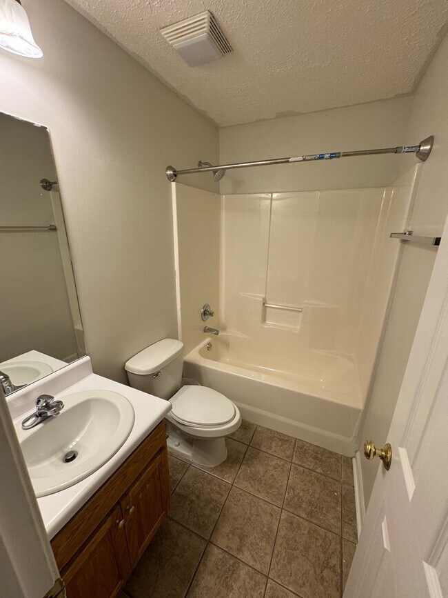 Building Photo - Meagan 742-744