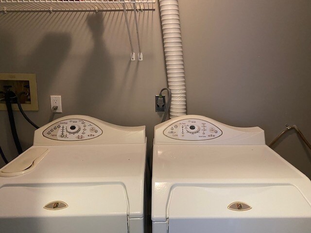 Building Photo - 4319 Lindell Blvd