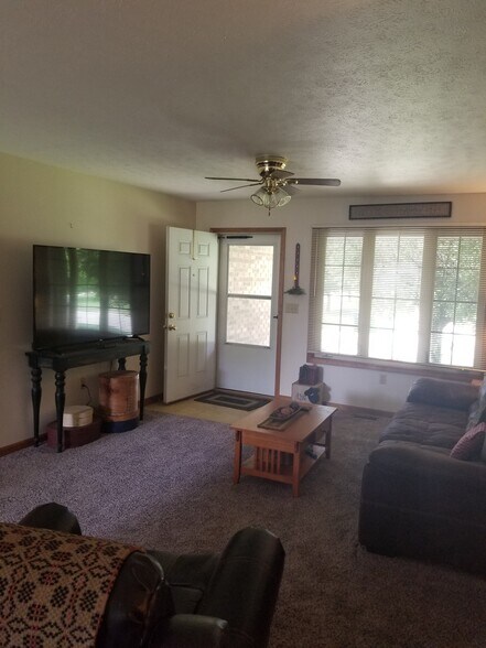 Building Photo - 14125 W Katriene Dr