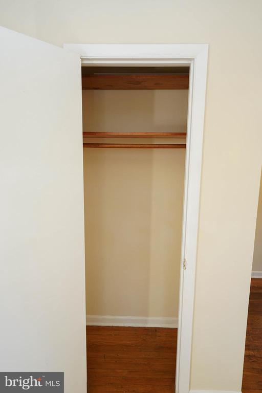 Building Photo - 5629 Rip Wil Dr