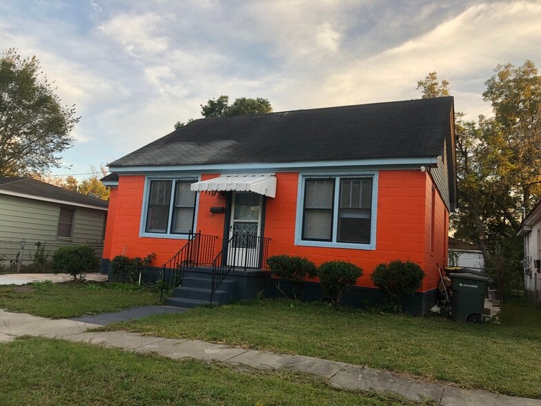 Building Photo - 1109 W 41st St