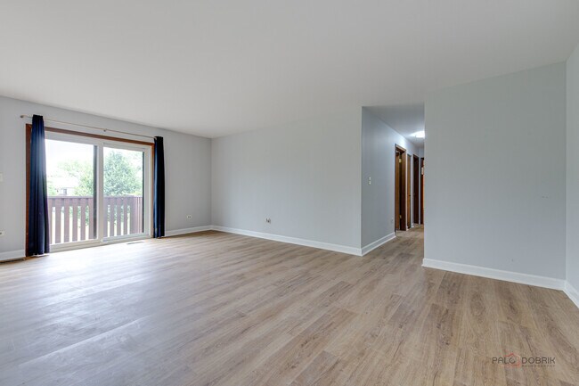 Building Photo - 676 Cumberland Trail