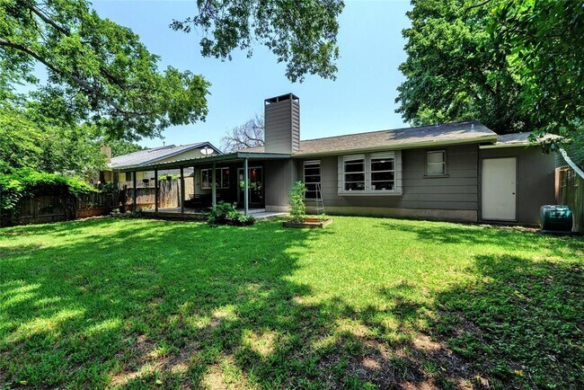 Building Photo - 1719 Mearns Meadow Blvd