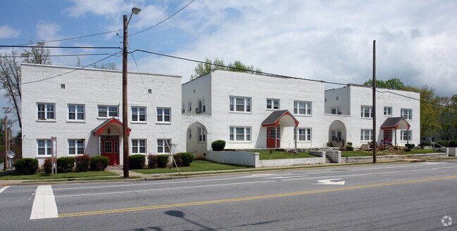 Primary Photo - Sadaf Apartments