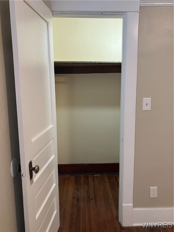 Building Photo - 2253 Niagara St