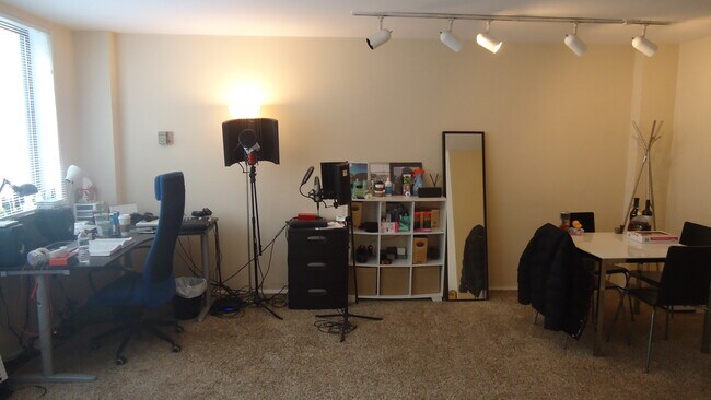 Building Photo - 2030 F St NW