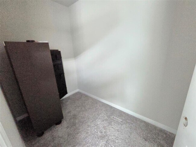 Building Photo - 1604 Homestead Farms Dr