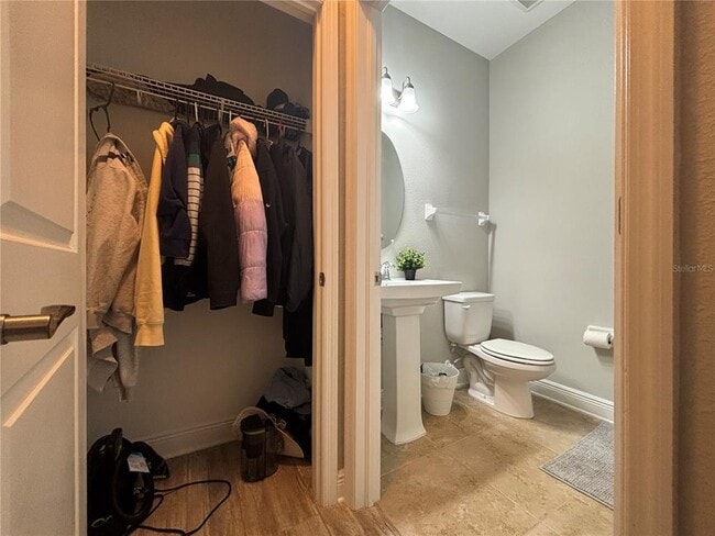 Building Photo - 9136 Fox Sparrow Rd