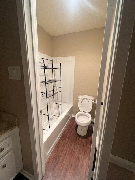 Building Photo - 8639 Knoxville Dr