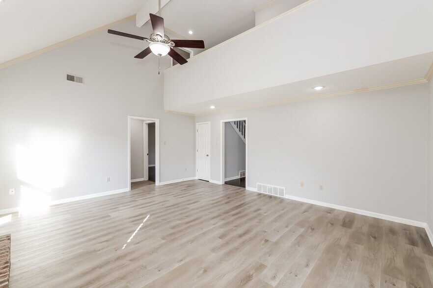 Building Photo - 2641 Hearth Stone Dr