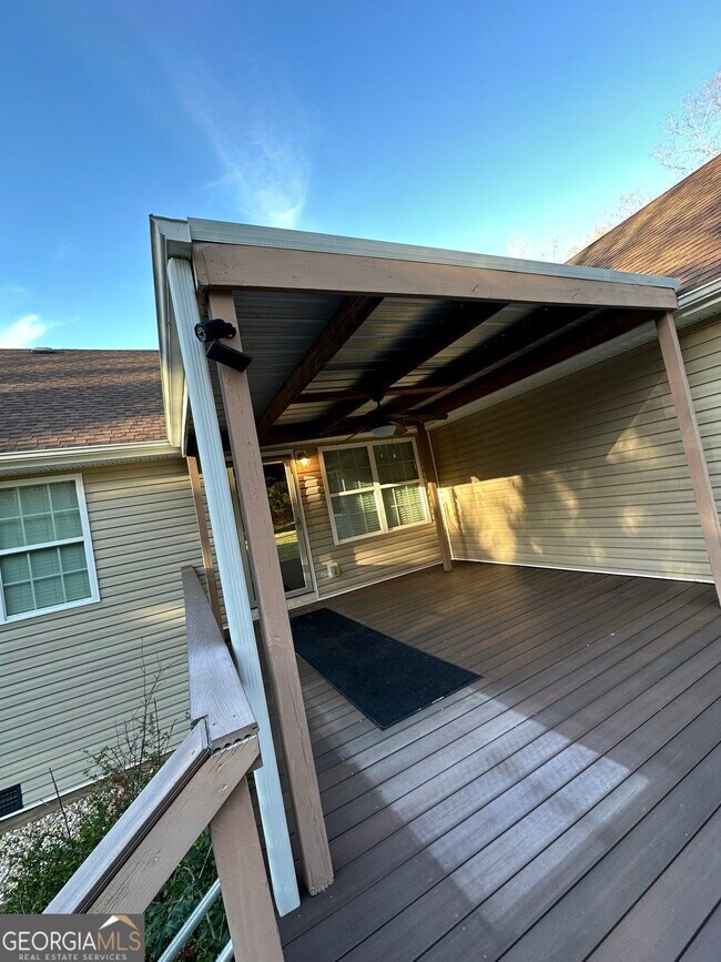 Building Photo - 3910 Piney Brook Dr