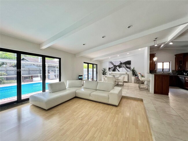 Building Photo - 11104 SW 139th Ct