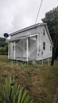 Building Photo - 1Bed/1Bath HOUSE Reidsville - $895/mo