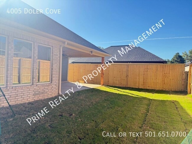 Building Photo - 4005 Doler Cv