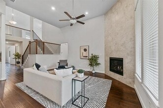 Building Photo - 14336 Gatewood Ln