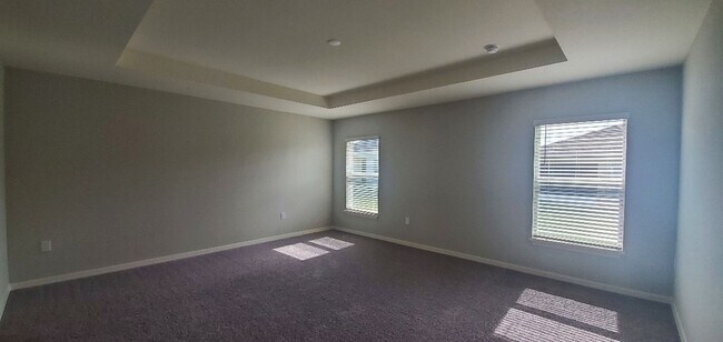 Building Photo - 4-Bedroom, 2-Bathroom in Villamar Winter Haven