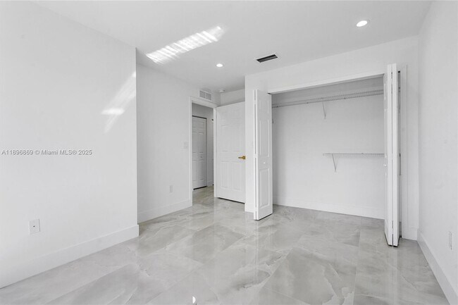 Building Photo - 2926 NW 58th St